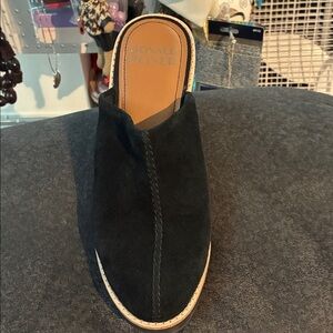 Donald J. Pliner Black Leather Footbed Mules